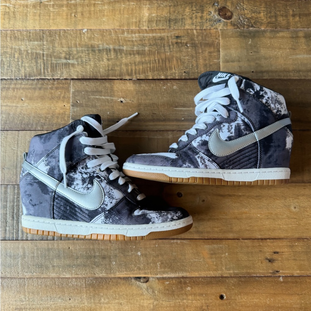 Nike Dunk Sky High Print Black Sneakers